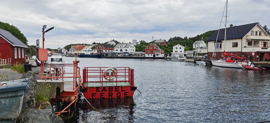 Cable ferry
